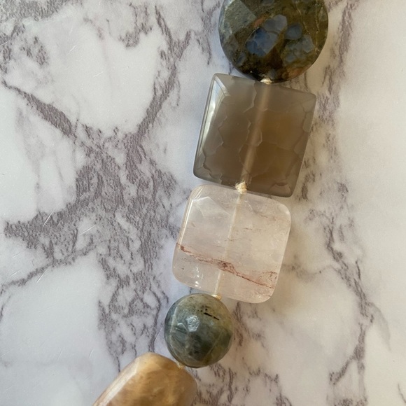 Beautiful Vintage Italian Necklace - Picture 9 of 10